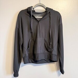 Recreation by Thread & Supply Cropped Hoodie Black Pullover Sweatshirt Size S